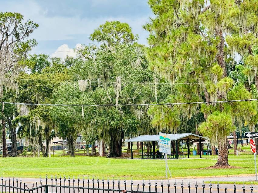 8 Captain Kidd Lane a Winter Haven, FL Mobile or Manufactured Home for Sale